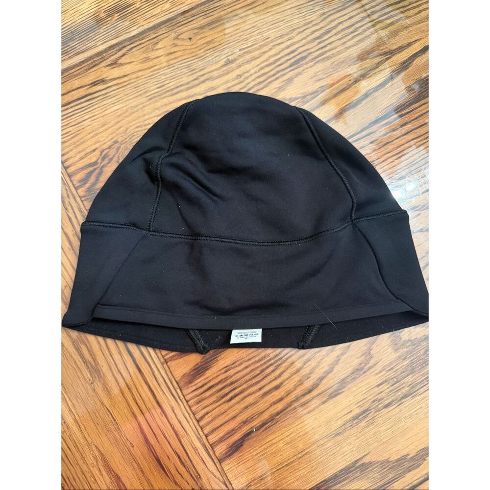 Lululemon‎ Black Ponytail Hole Run for It All Beanie Hat Running Cap One Size